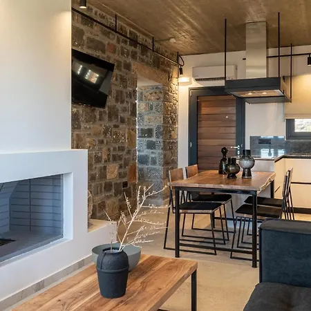 Celine Private Residences Villa Lentas