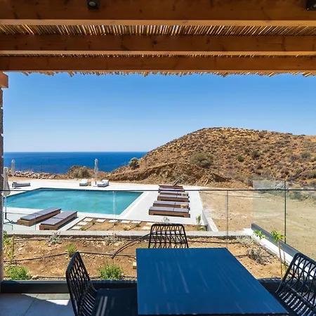 Villa Celine Private Residences Lentas